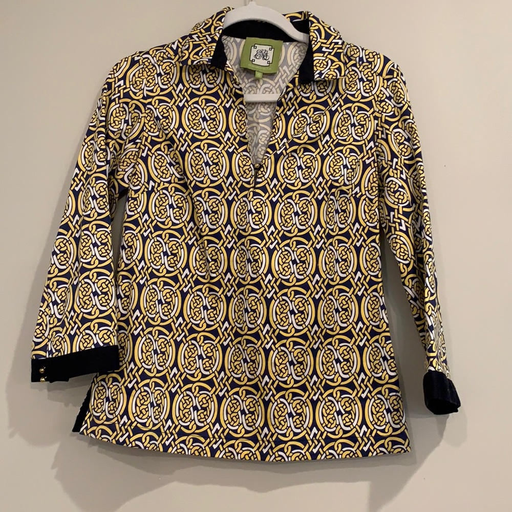 Elizabeth McKay top